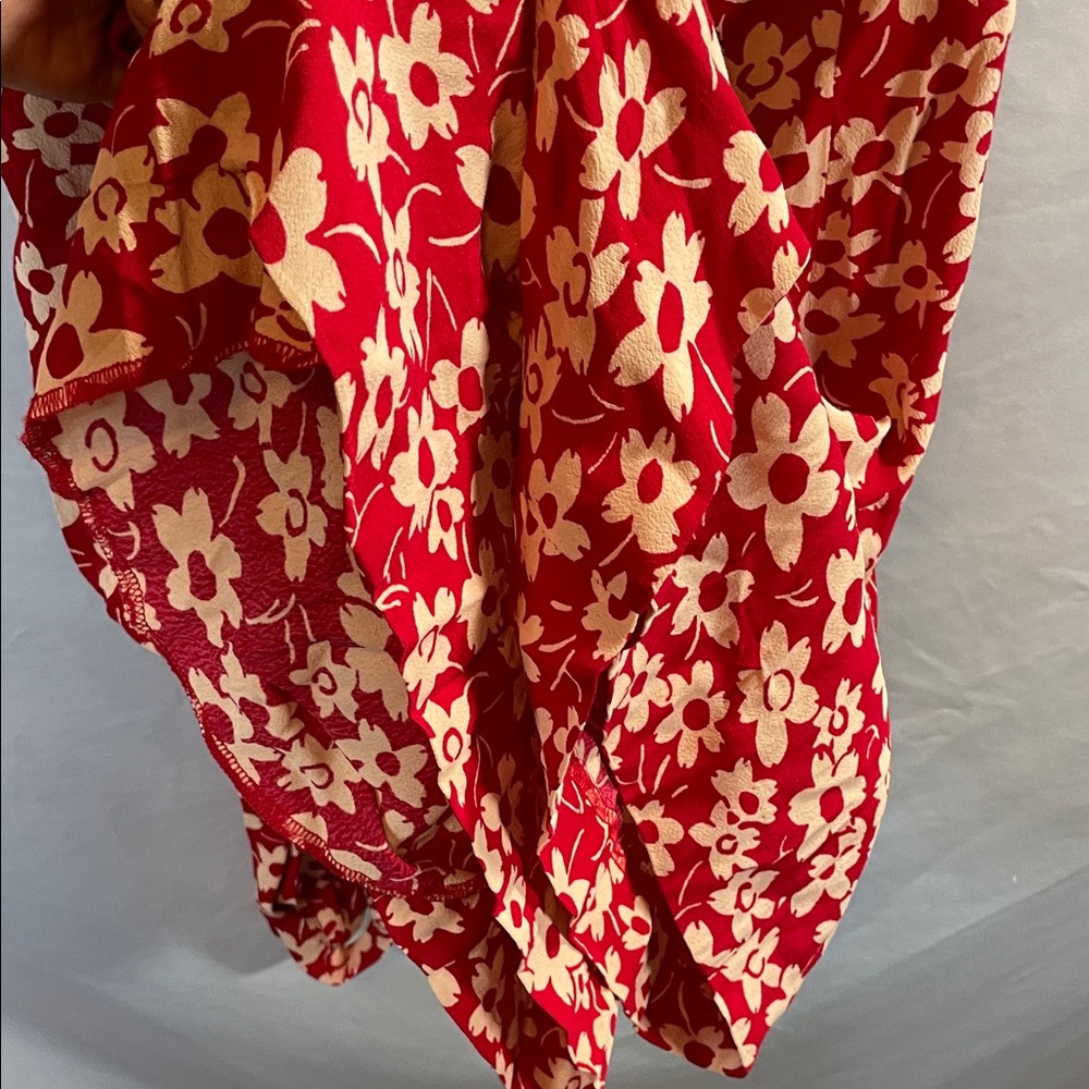 Madewell Crimson Floral Romper - Picture 9 of 11